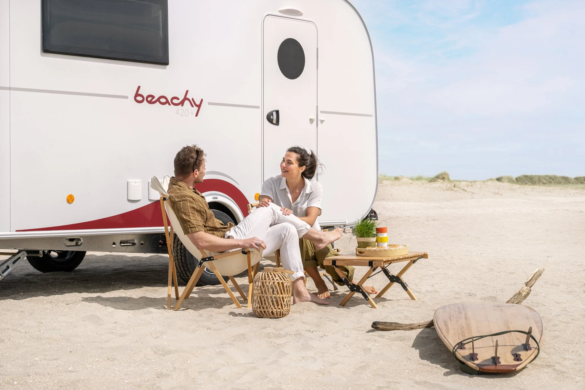 Strandliv med husvagn Hobby beachy
