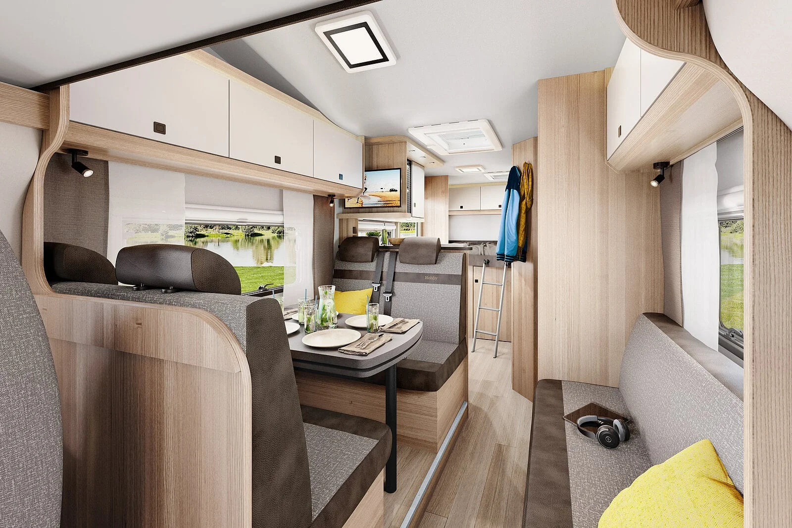 Hobby husbil Ontour Family A 720, inredning dagtid